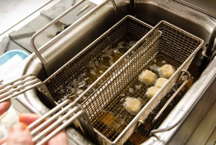 How to Clean a Commercial Deep Fryer